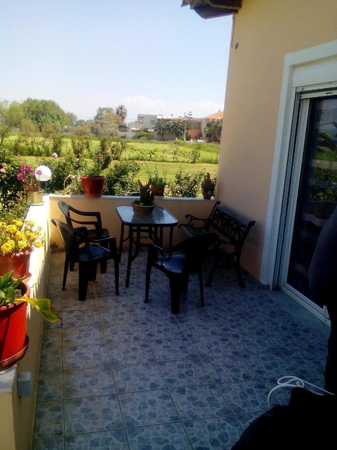 Studios Στουσ Πυργουσ Θερμησ Mytilene Ngoại thất bức ảnh