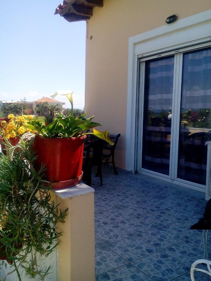 Studios Στουσ Πυργουσ Θερμησ Mytilene Ngoại thất bức ảnh