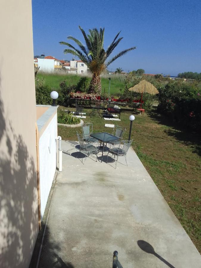 Studios Στουσ Πυργουσ Θερμησ Mytilene Ngoại thất bức ảnh
